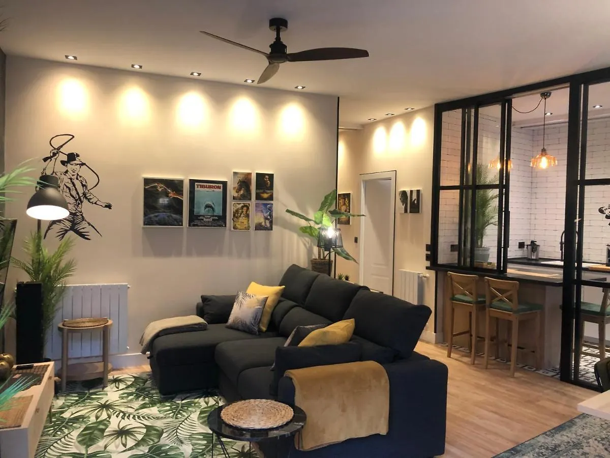 Pension Boutique Caravan Cinema Bilbao Guest house
