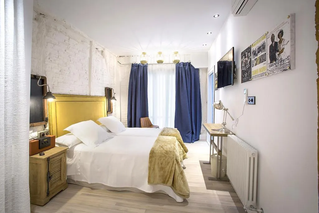 Pension Boutique Caravan Cinema Bilbao Guest house
